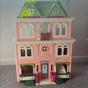 Fisher price 2008 doll house only
